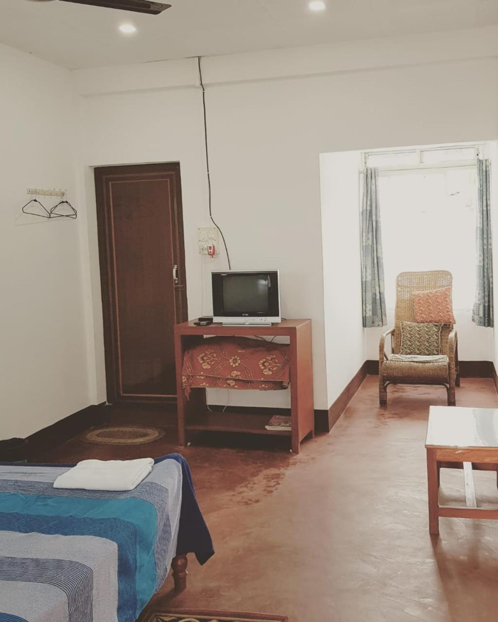 Bhaskar Homestay Dibrugarh Extérieur photo