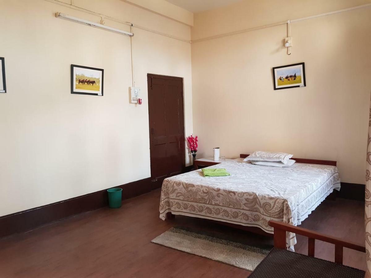 Bhaskar Homestay Dibrugarh Extérieur photo