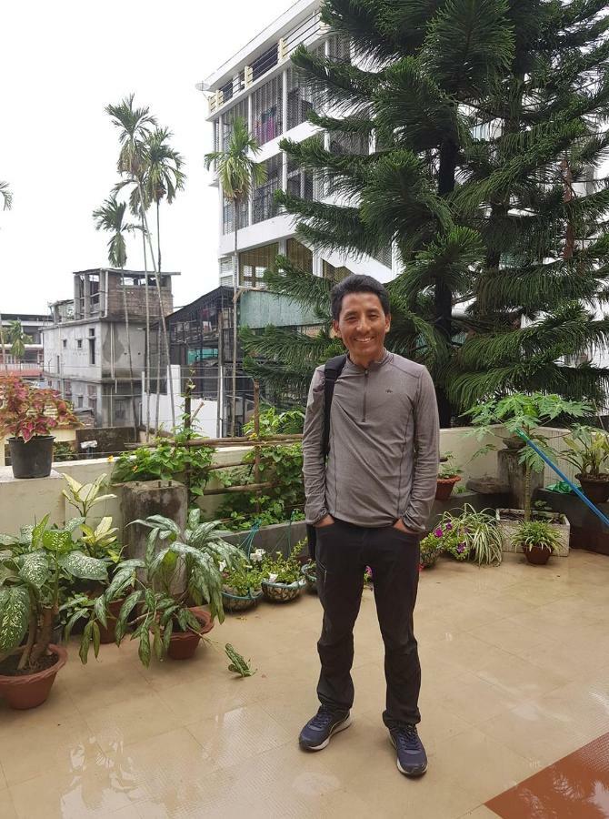 Bhaskar Homestay Dibrugarh Extérieur photo